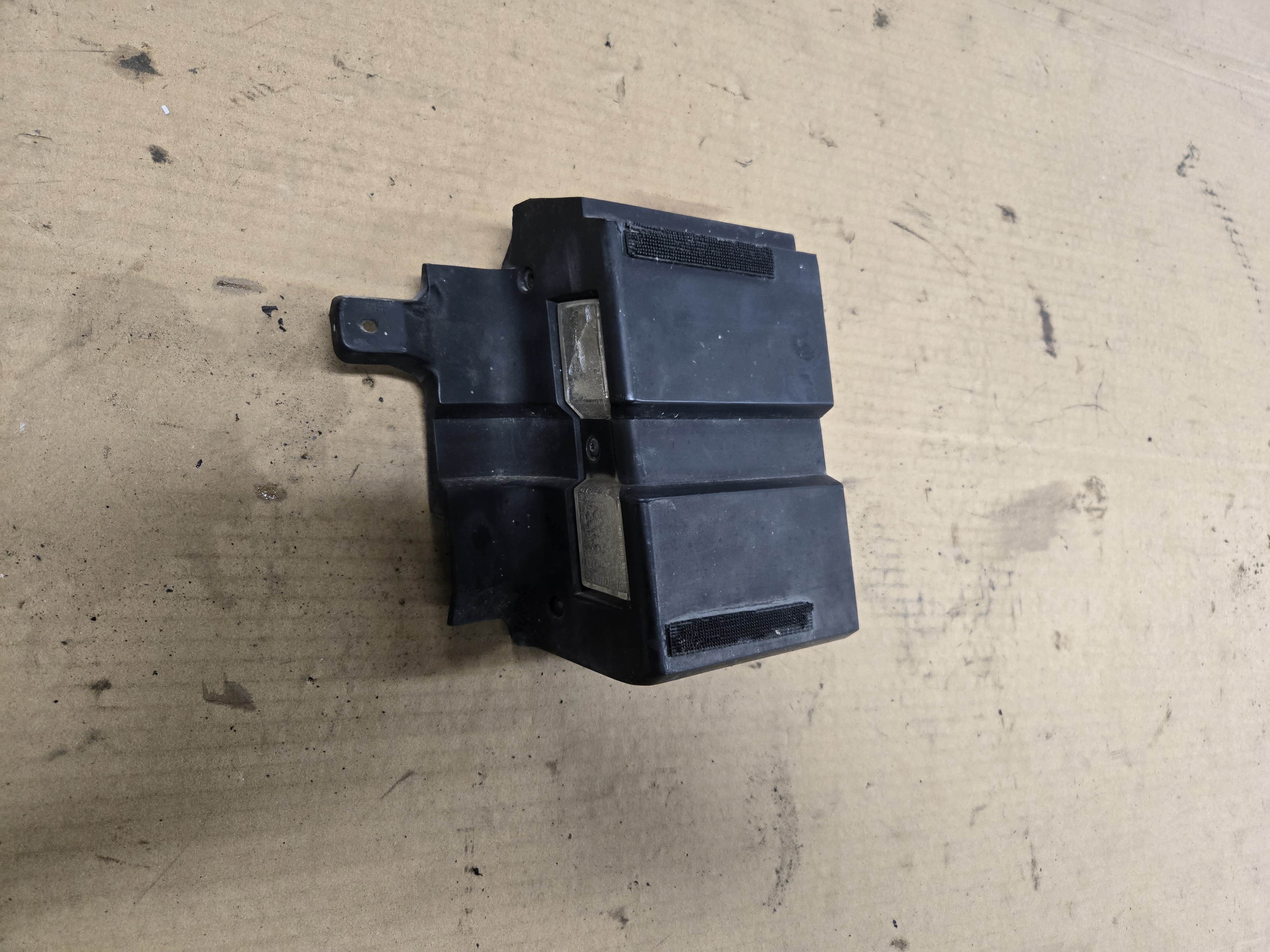 05973748, Applique GM part