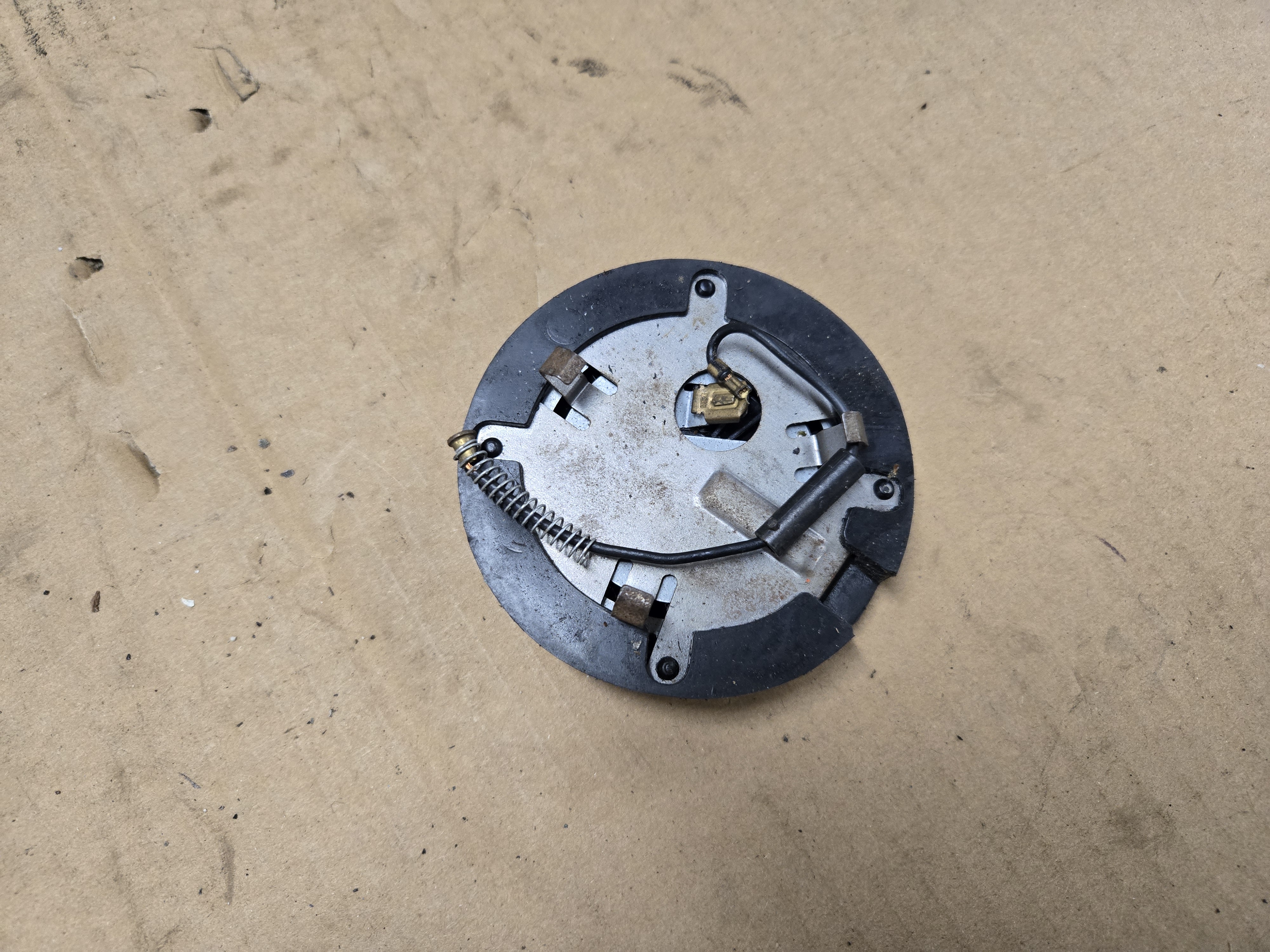 10025998, Cap GM part