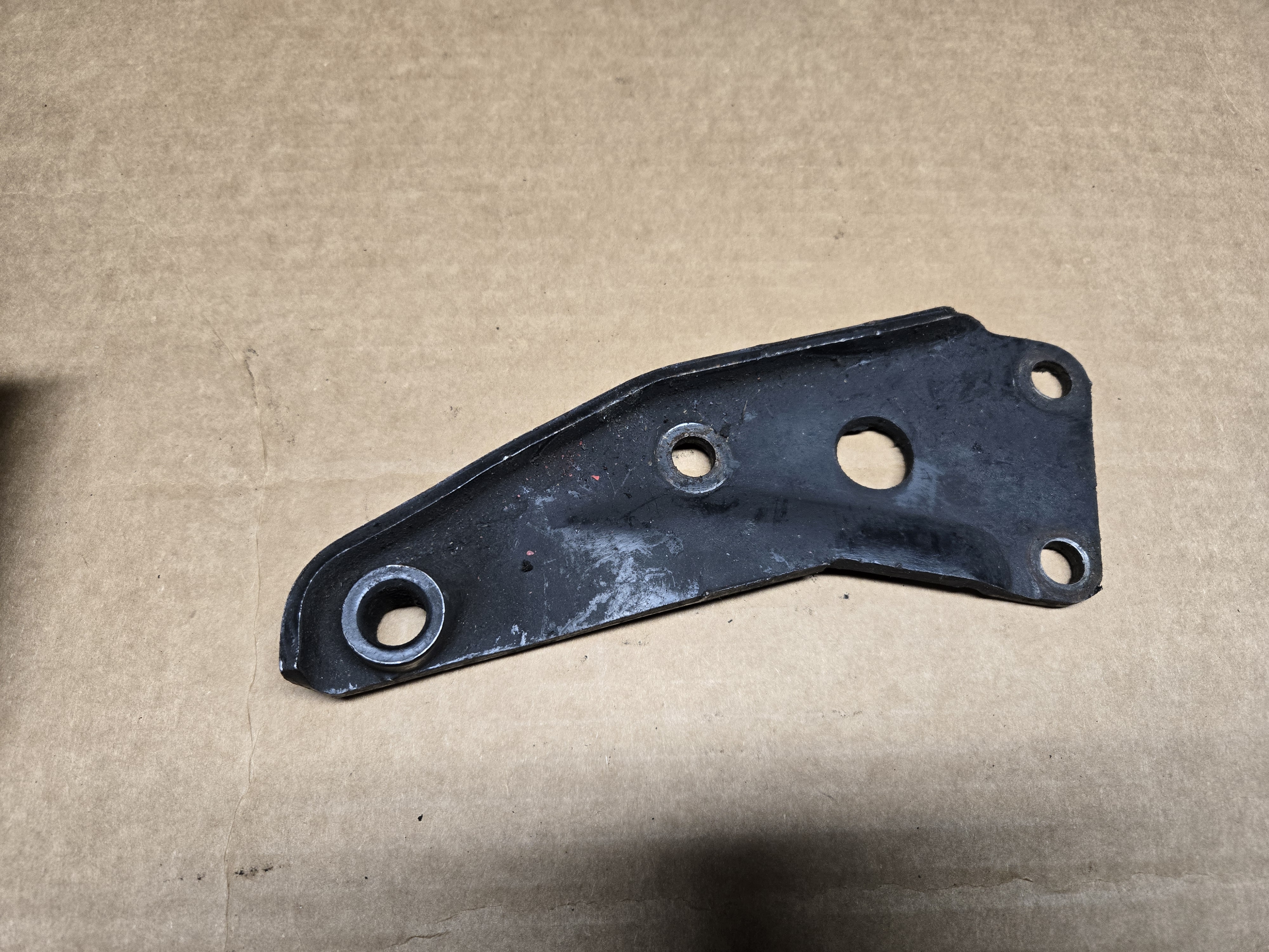 14034066, Support GM part