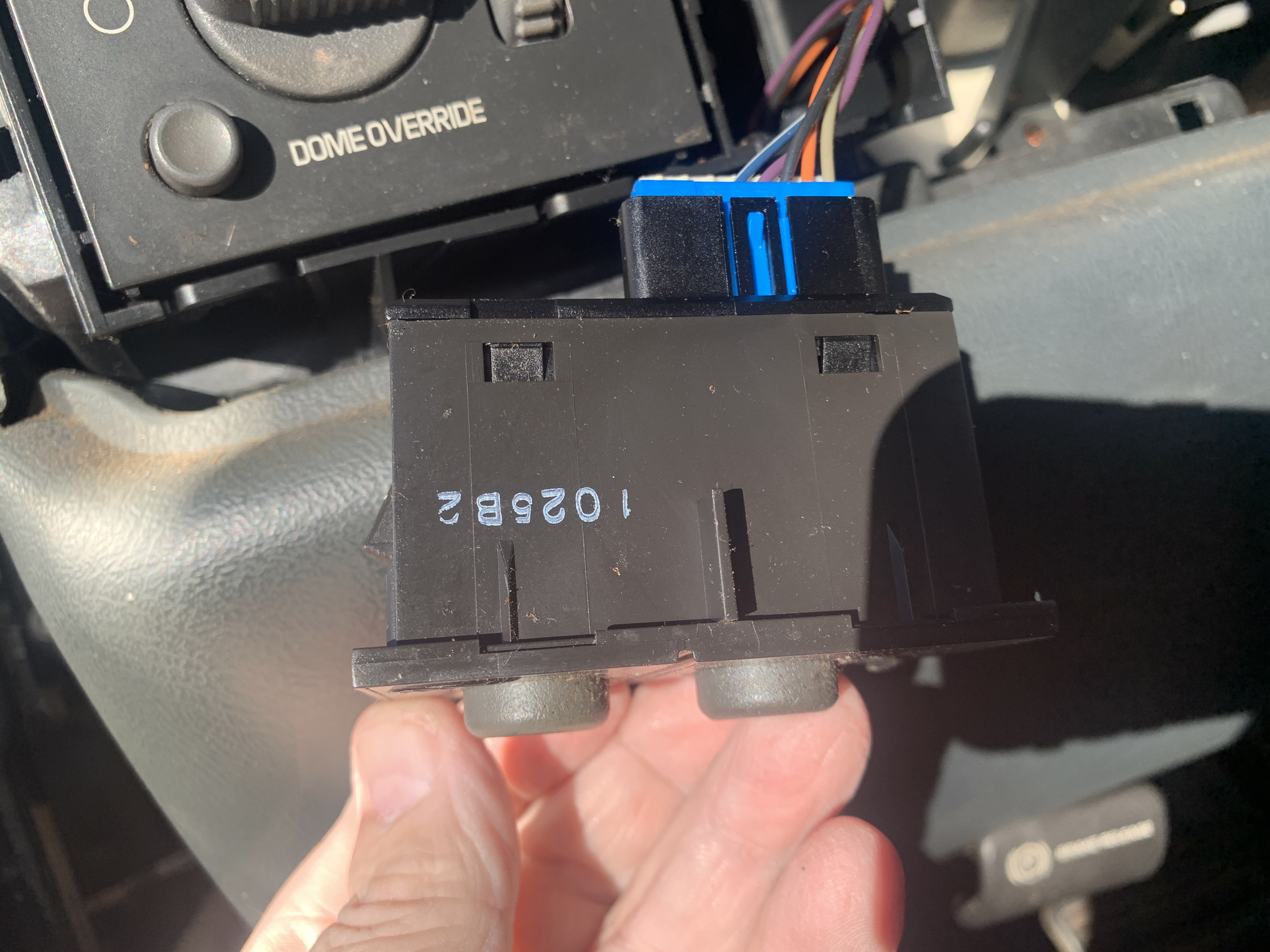 15735837, Switch GM part
