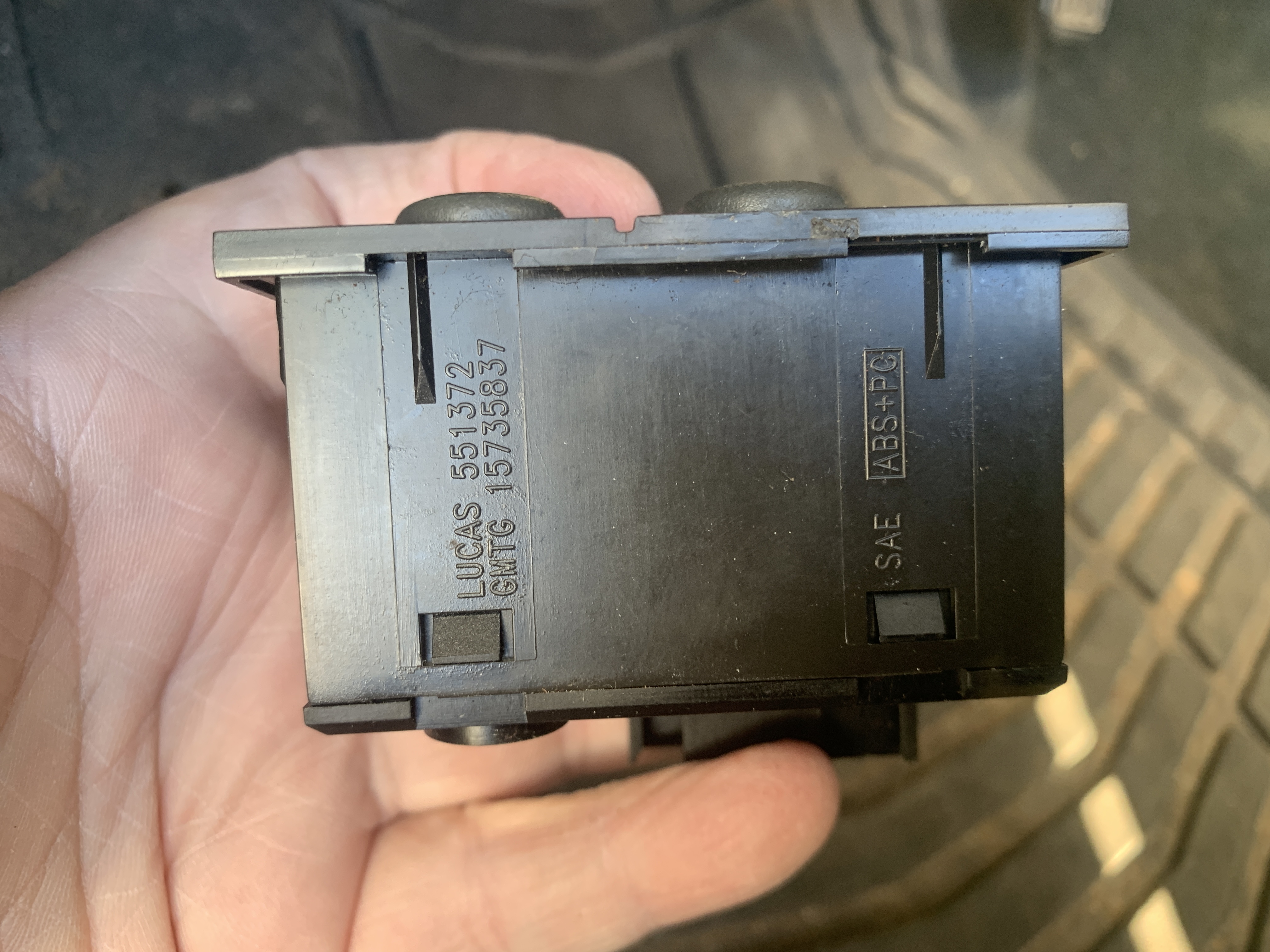 15735837, Switch GM part