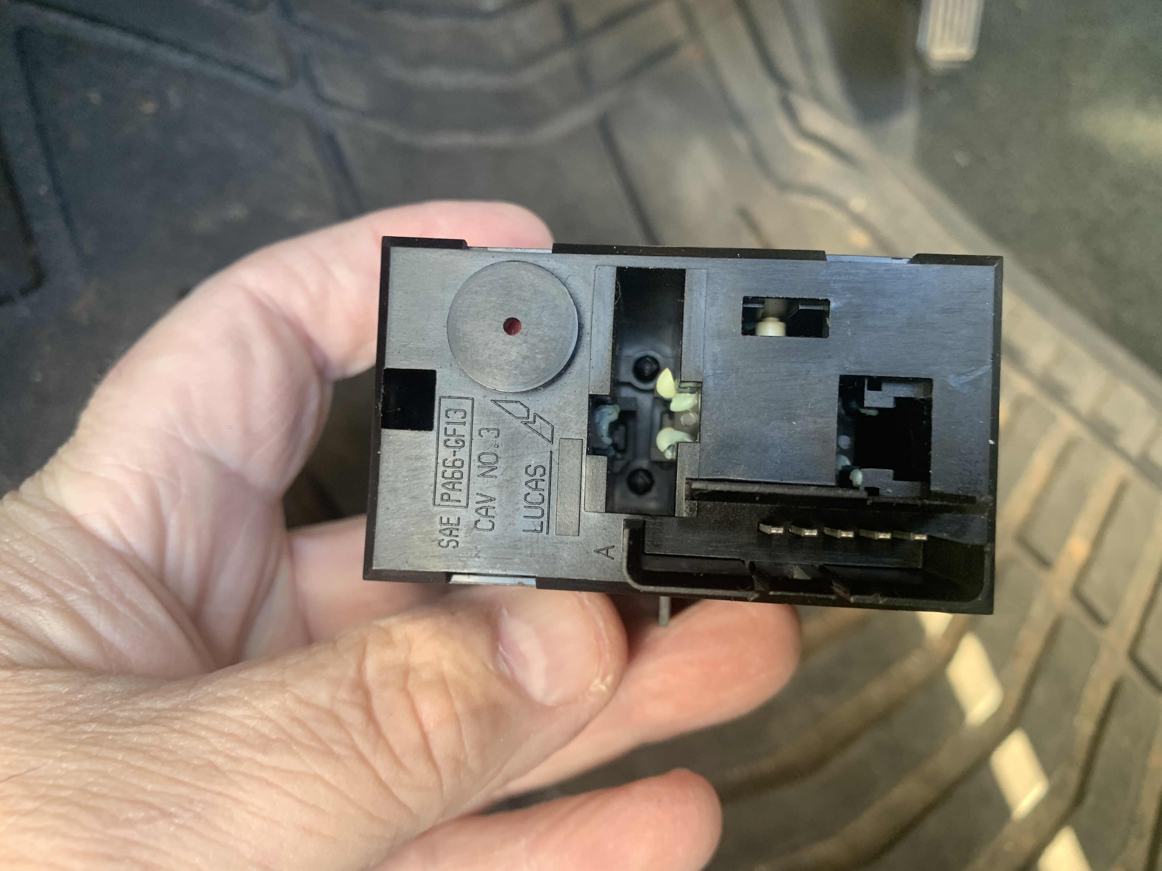 15735837, Switch GM part