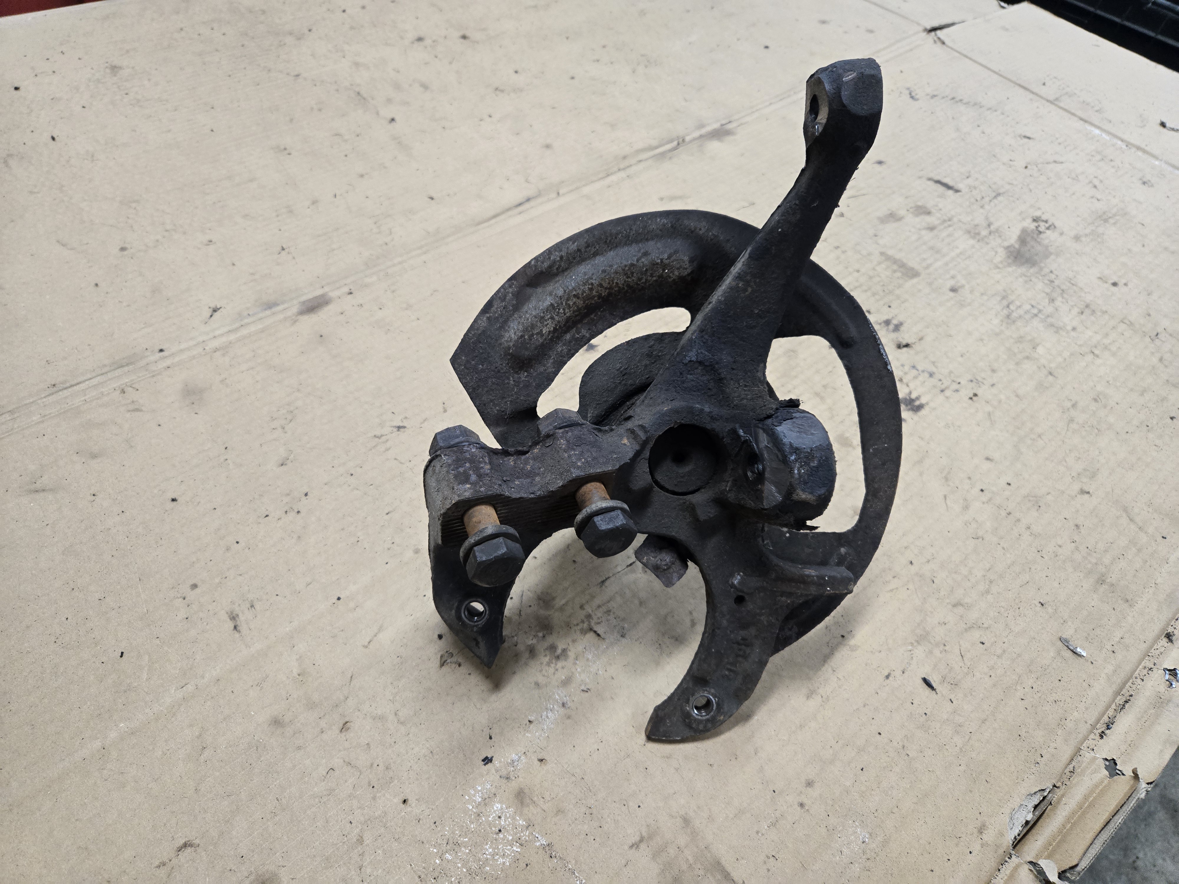 18060553, Knuckle GM part