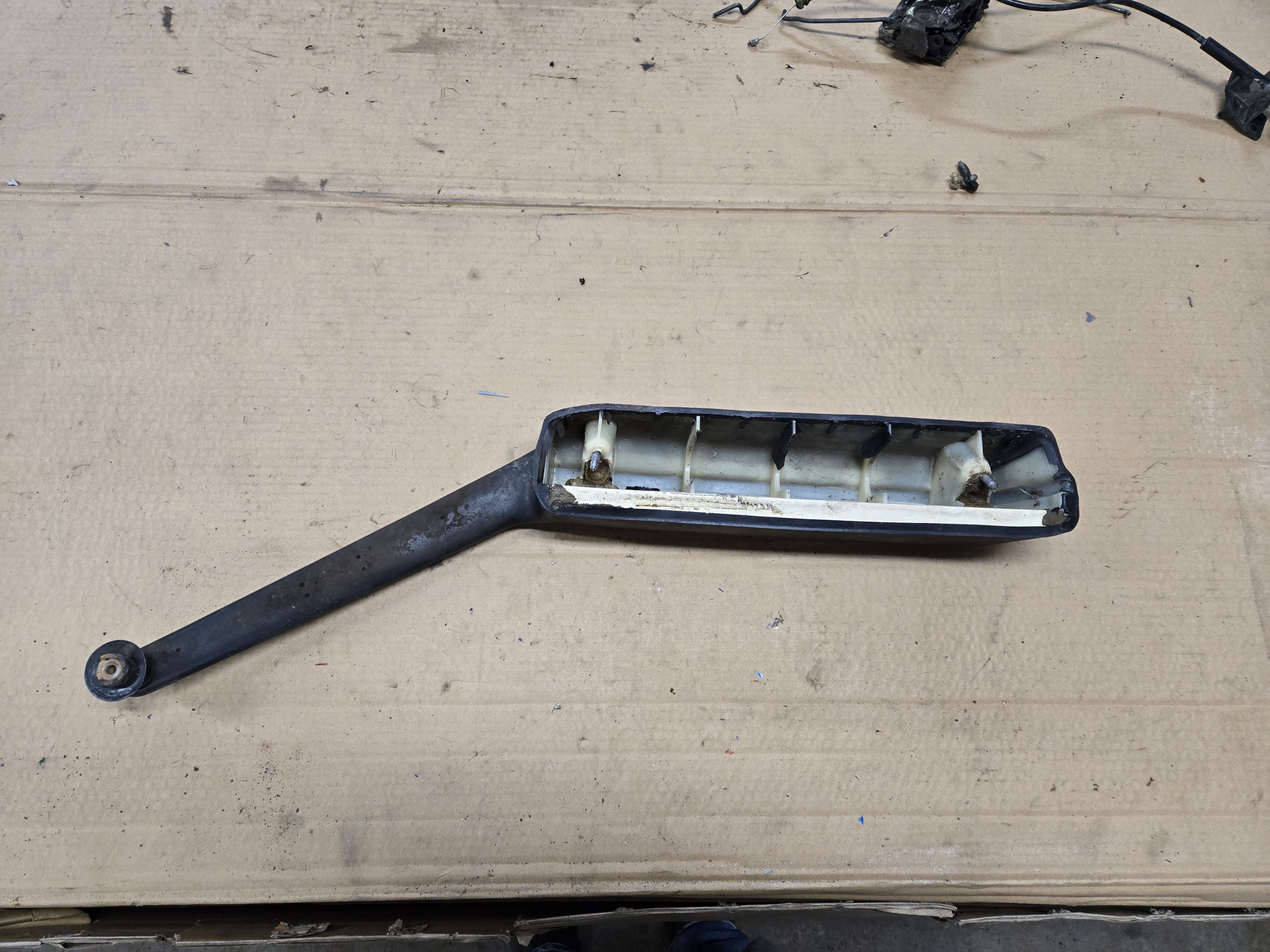 20452452, Armrest GM part