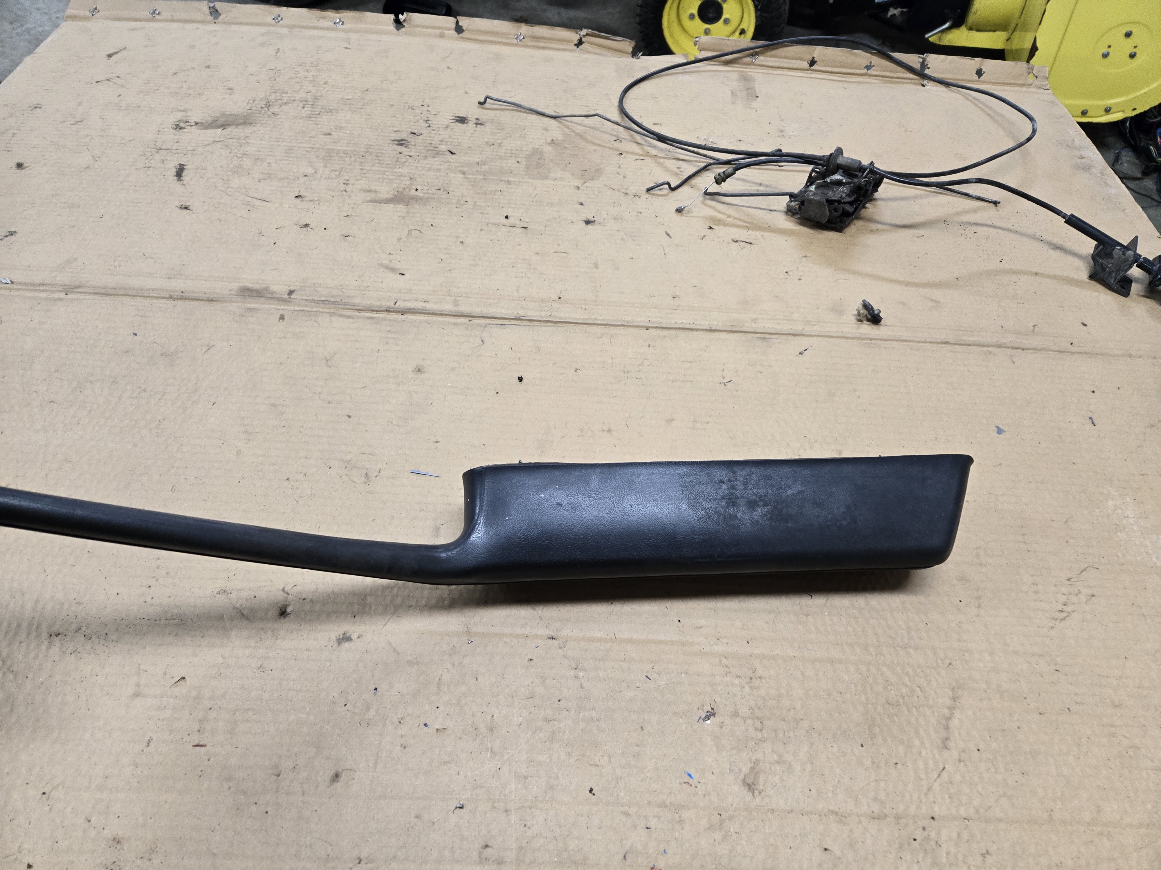 20452452, Armrest GM part