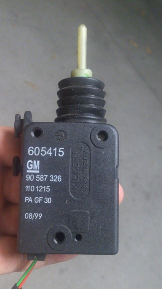 90587326, Motor, locking, fuel filler flap GM part