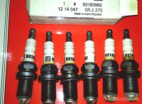 GM genuine OEM part 93183992 Plug, assembly, spark